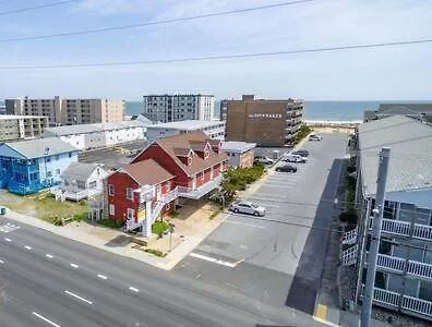 Modern 2br Ocean Block Walk To The Apartment