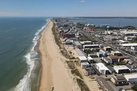 Modern 2br Ocean Block Walk To The